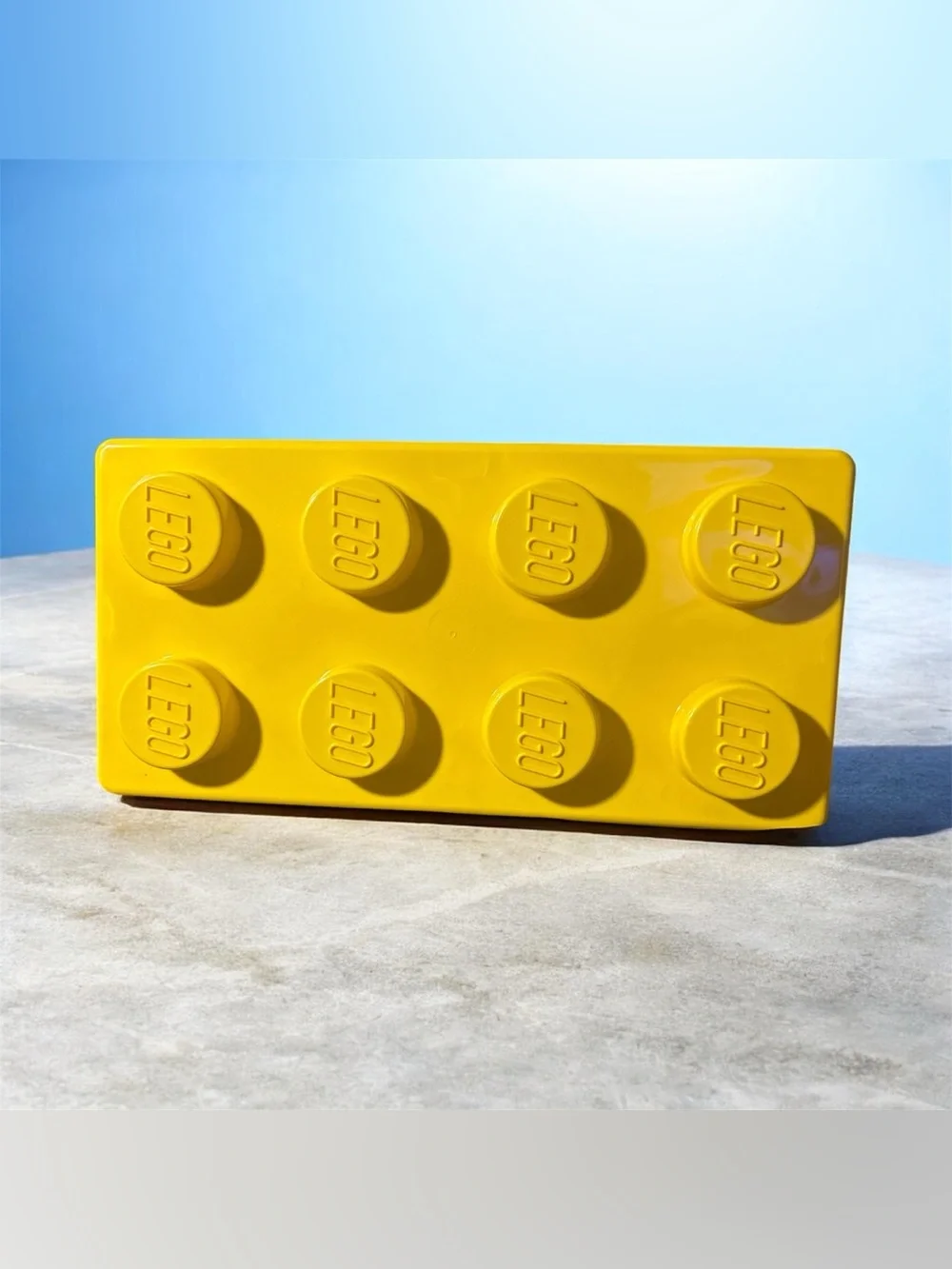 LEGO Classic Medium Creative Brick Box Storage Container Yellow 8 Stud 10696